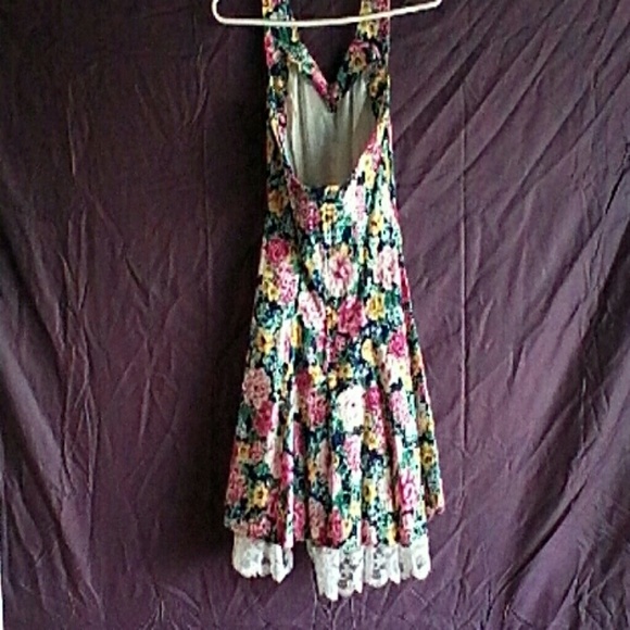 My Malibu barbie 👗 - Picture 3 of 4